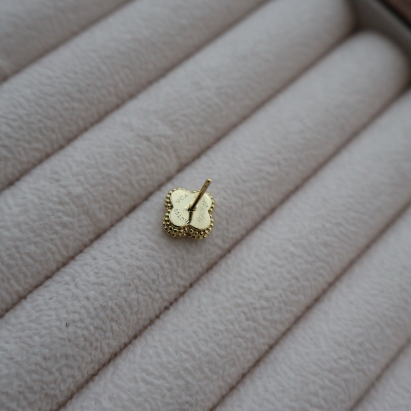 Gold × Black Mini earrings