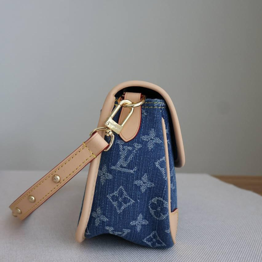 Heritage Blue Bag