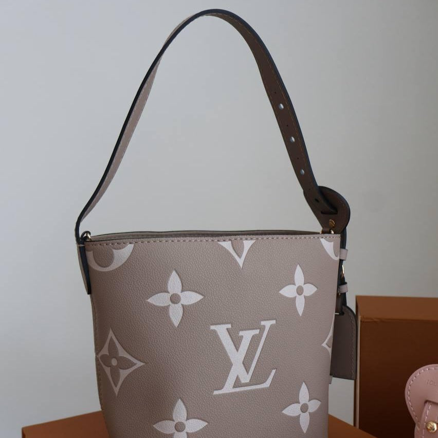 Voyage Luxe Bag