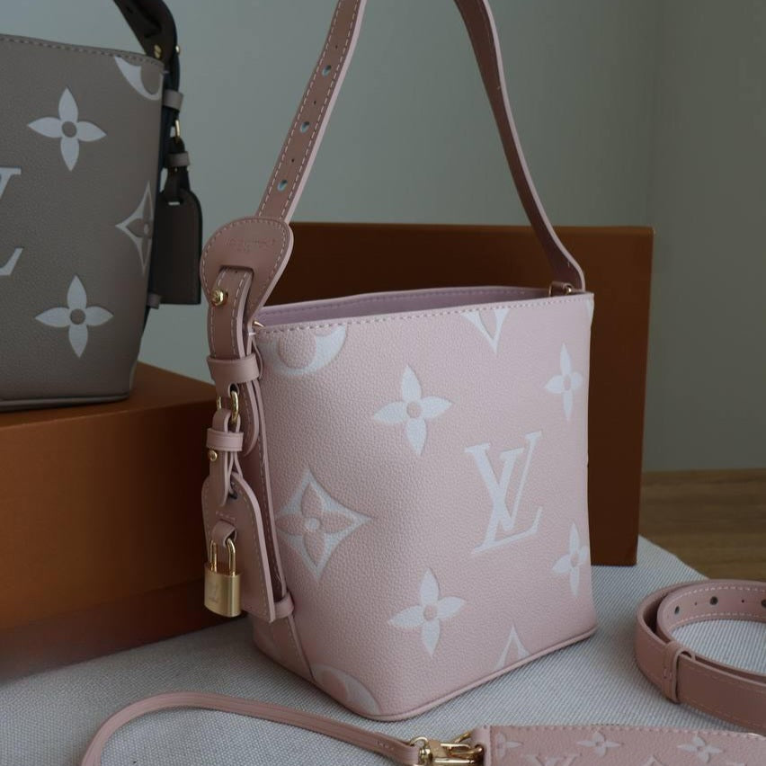Voyage Luxe Bag