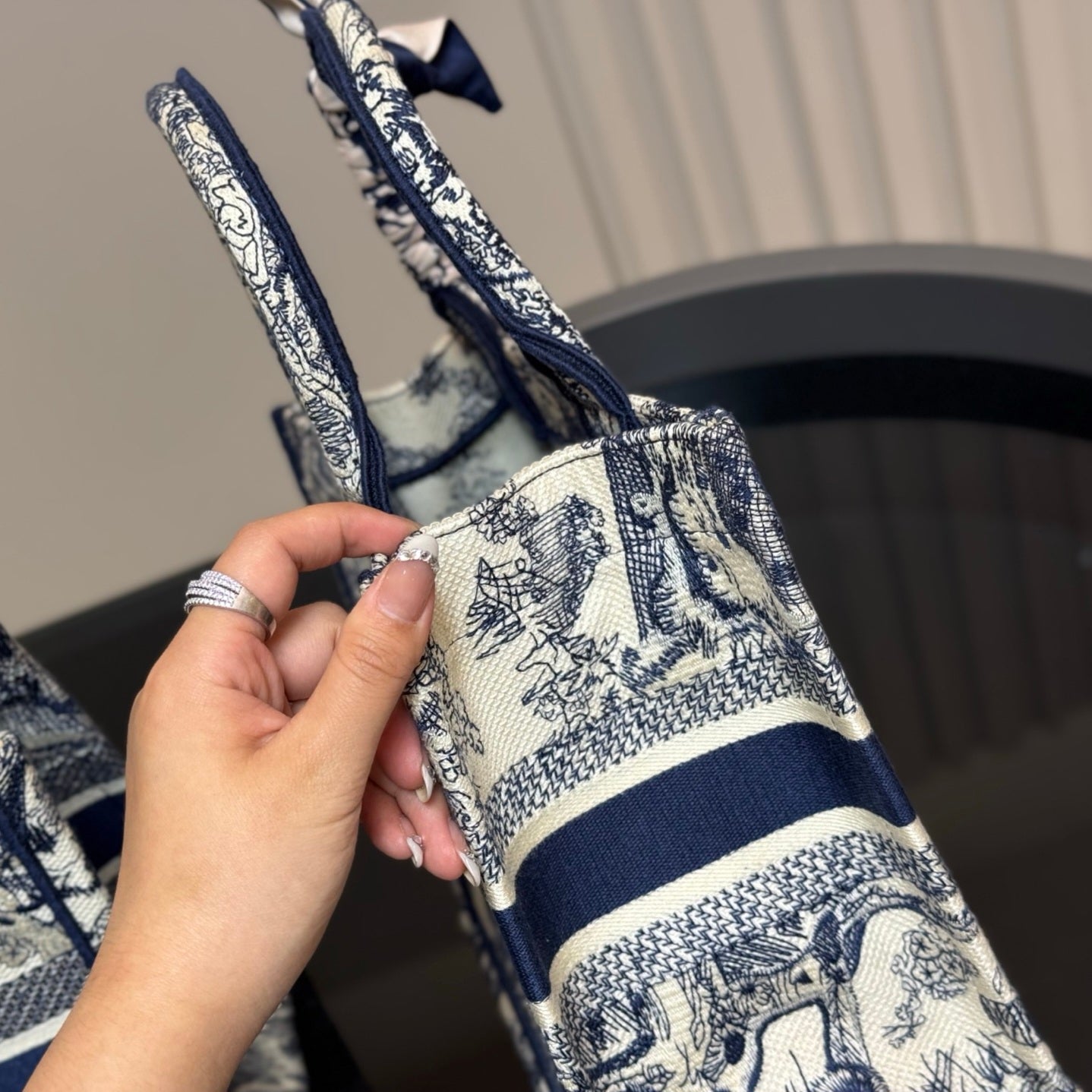 Book Tote bag [Small]